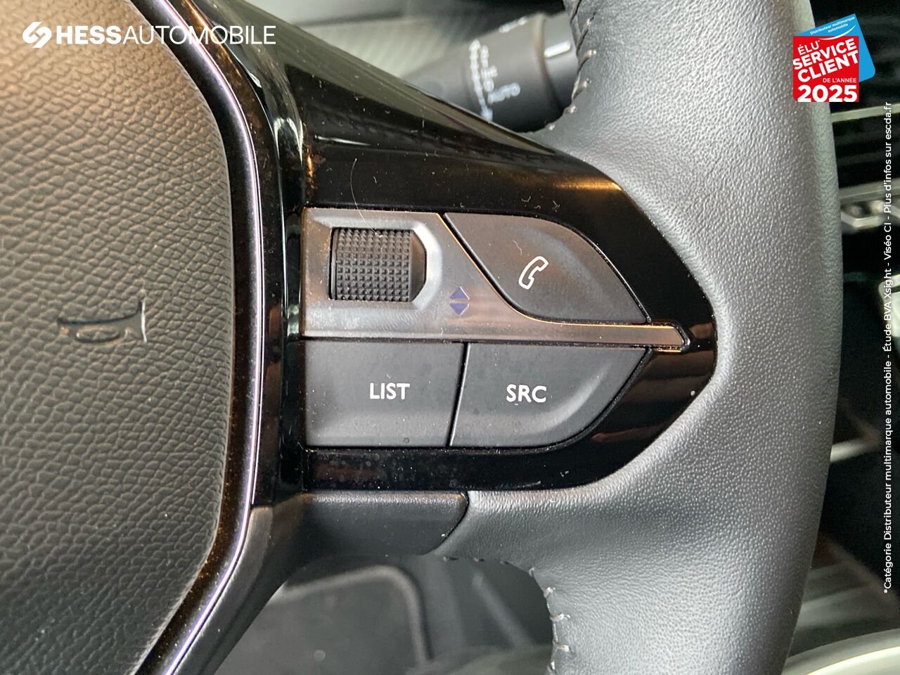 Véhicule d'occasion PEUGEOT 2008 1.2 PURETECH 130CH SS STYLE chez Peugeot Charleville