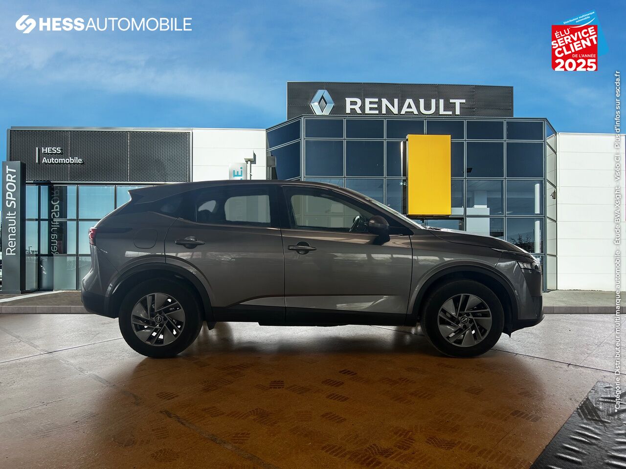 Véhicule d'occasion NISSAN QASHQAI 1.3 MILD HYBRID 140CH BUSINESS EDITION CAMERA chez Dacia Mulhouse