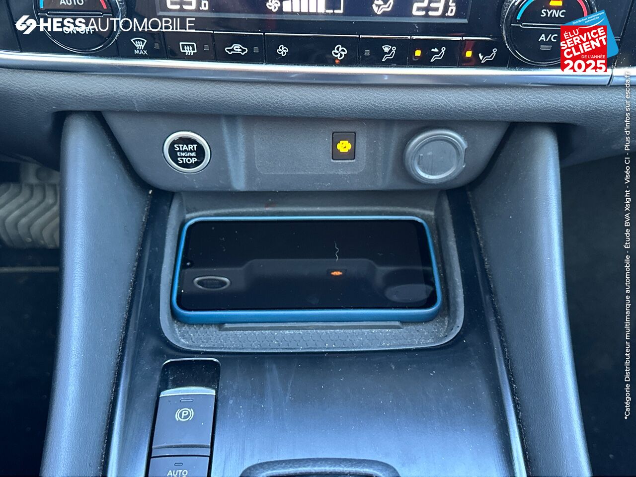 Véhicule d'occasion NISSAN QASHQAI 1.3 MILD HYBRID 158CH N-CONNECTA XTRONIC 2022 chez Nissan Qashqai occasion
