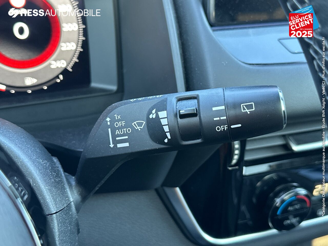 Véhicule d'occasion NISSAN QASHQAI 1.3 MILD HYBRID 158CH N-CONNECTA XTRONIC 2022 chez Nissan Qashqai occasion