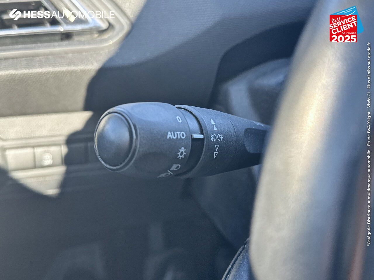 Véhicule d'occasion PEUGEOT 308 AFFAIRE 1.5 BLUEHDI 130CH S/S PREMIUM PACK 7CV GPS RADAR AR CARPLAY chez Toyota Thionville