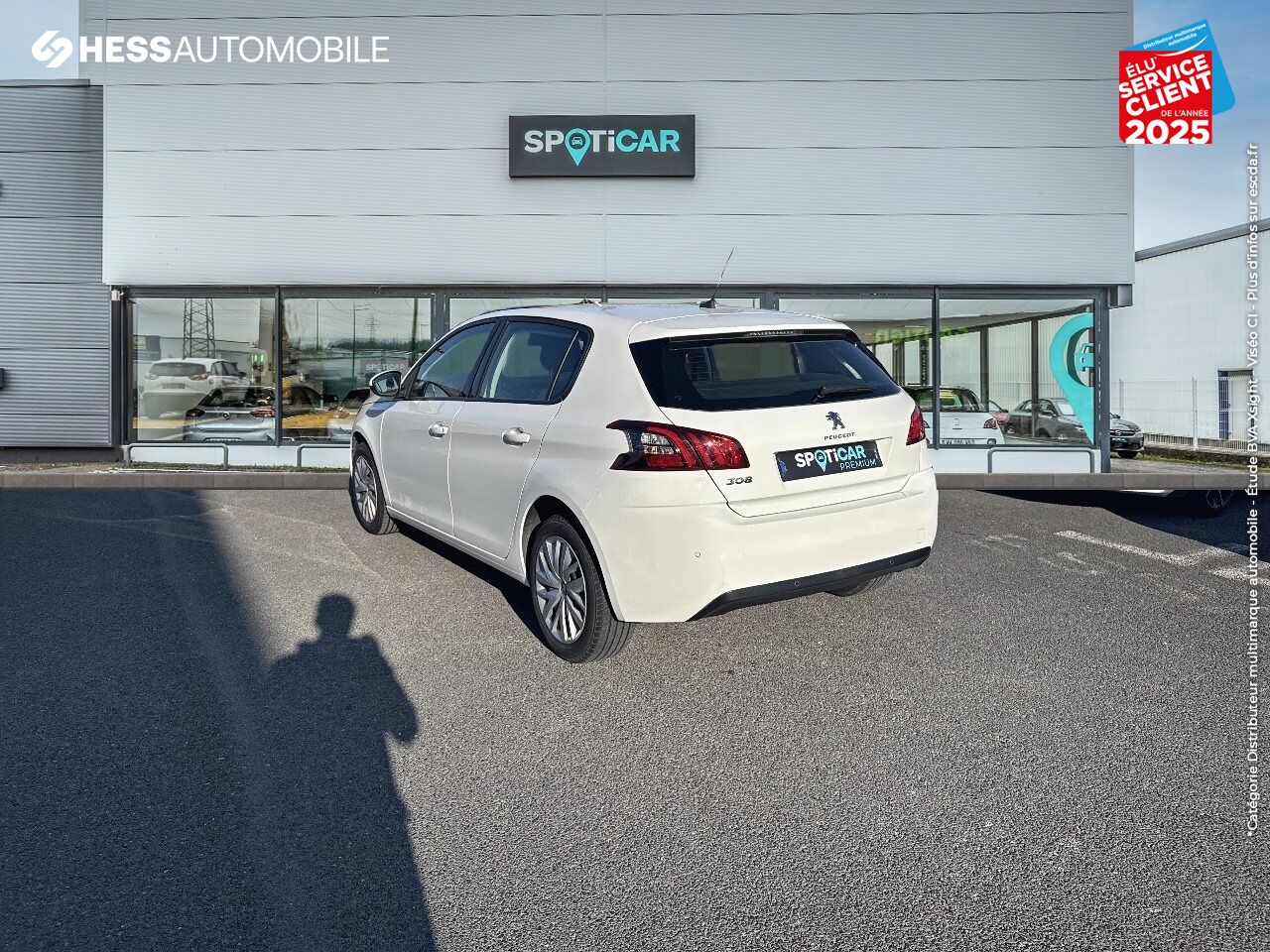 Véhicule d'occasion PEUGEOT 308 AFFAIRE 1.5 BLUEHDI 130CH S/S PREMIUM PACK 7CV GPS RADAR AR CARPLAY chez Toyota Thionville