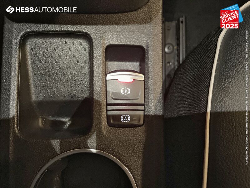 Véhicule d'occasion RENAULT CAPTUR 1.3 TCE 140CH FAP INTENS -21 GPS CAMERA chez Renault Colmar