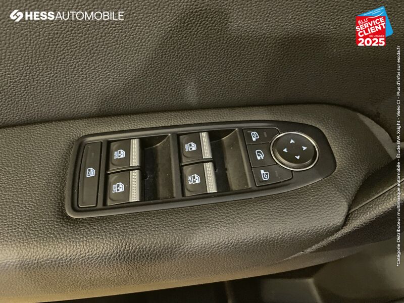 Véhicule d'occasion RENAULT CAPTUR 1.3 TCE 140CH FAP INTENS -21 GPS CAMERA chez Renault Colmar