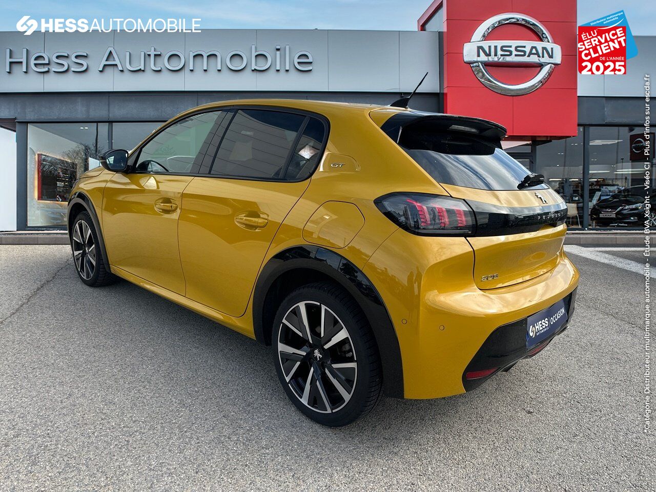 Véhicule d'occasion PEUGEOT 208 1.2 PURETECH 100CH SS GT 118G chez Peugeot Reims
