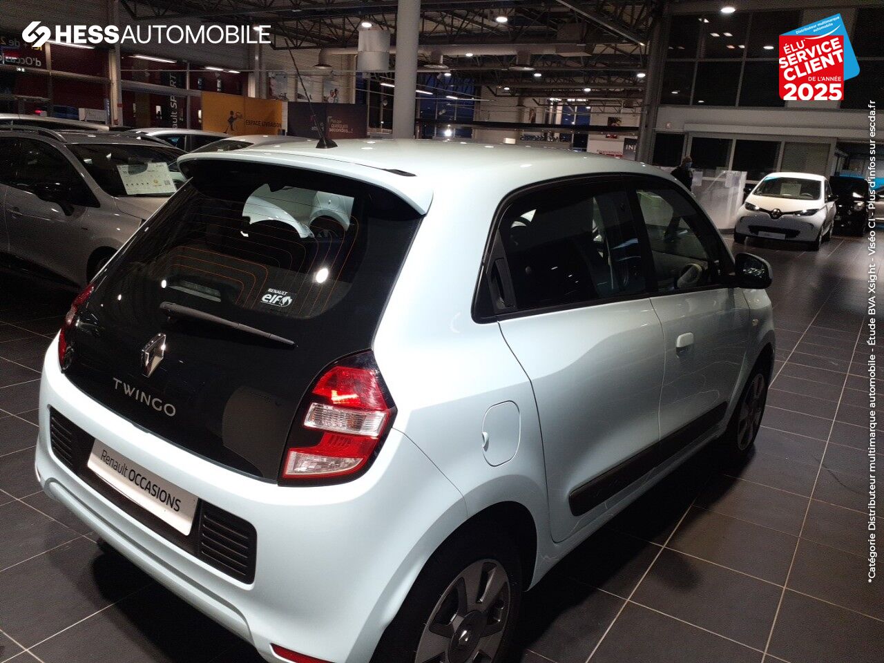 Véhicule d'occasion RENAULT TWINGO 1.0 SCE 70CH STOPSTART ZEN ECO chez Renault Montbéliard