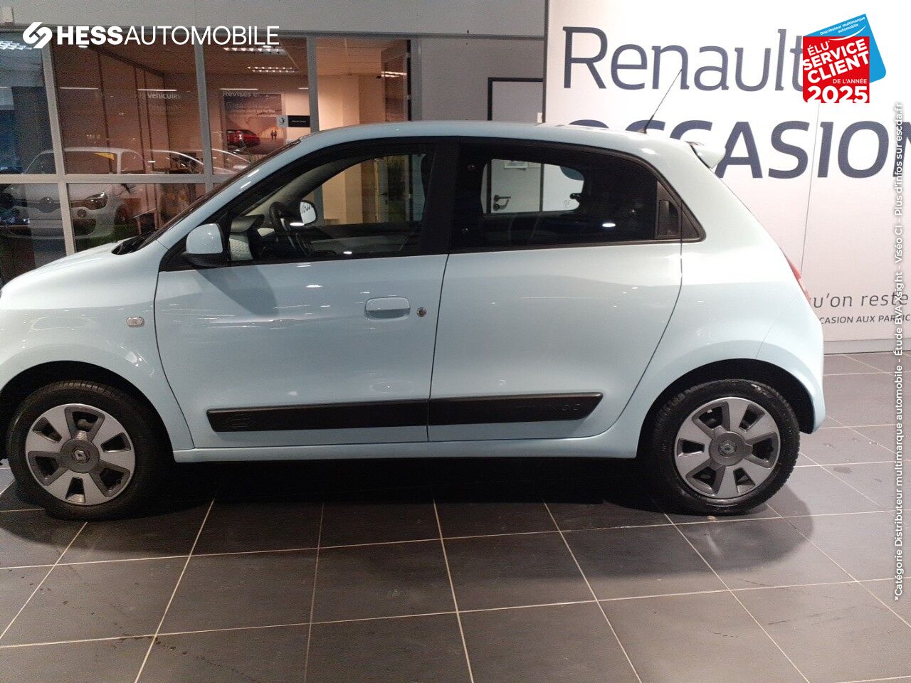 Véhicule d'occasion RENAULT TWINGO 1.0 SCE 70CH STOPSTART ZEN ECO chez Renault Montbéliard