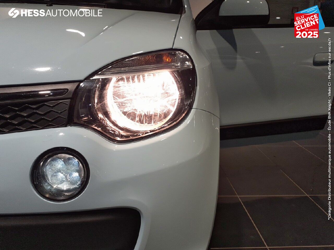 Véhicule d'occasion RENAULT TWINGO 1.0 SCE 70CH STOPSTART ZEN ECO chez Renault Montbéliard