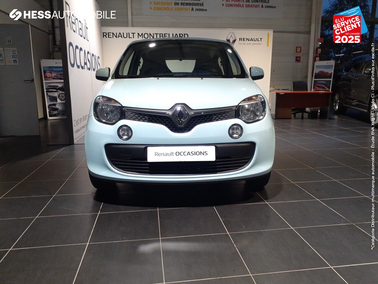 Véhicule d'occasion RENAULT TWINGO 1.0 SCE 70CH STOPSTART ZEN ECO chez Renault Montbéliard