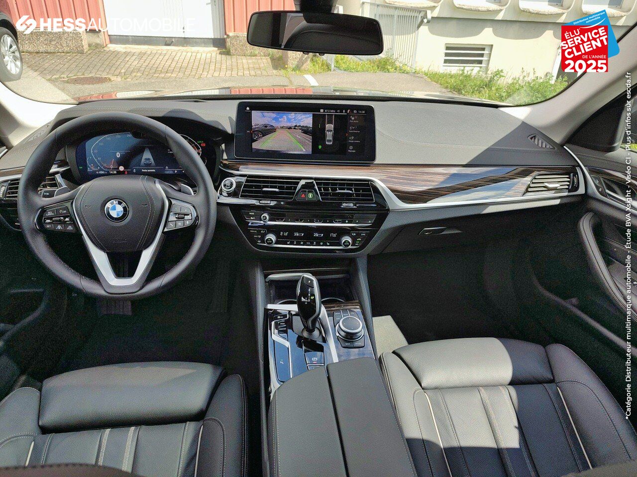 Véhicule d'occasion BMW SERIE 5 530DA XDRIVE 286CH LUXURY STEPTRONIC TOUVRANT SIEGES CHAUF/CUIR GPS CAMERA HUD chez BMW Pontarlier