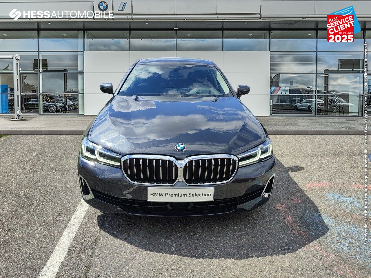 Véhicule d'occasion BMW SERIE 5 530DA XDRIVE 286CH LUXURY STEPTRONIC TOUVRANT SIEGES CHAUF/CUIR GPS CAMERA HUD chez BMW Pontarlier