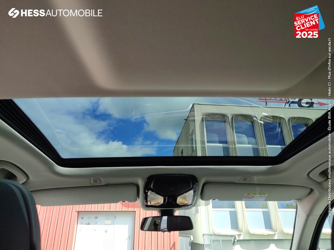 Véhicule d'occasion BMW SERIE 5 530DA XDRIVE 286CH LUXURY STEPTRONIC TOUVRANT SIEGES CHAUF/CUIR GPS CAMERA HUD chez BMW Pontarlier