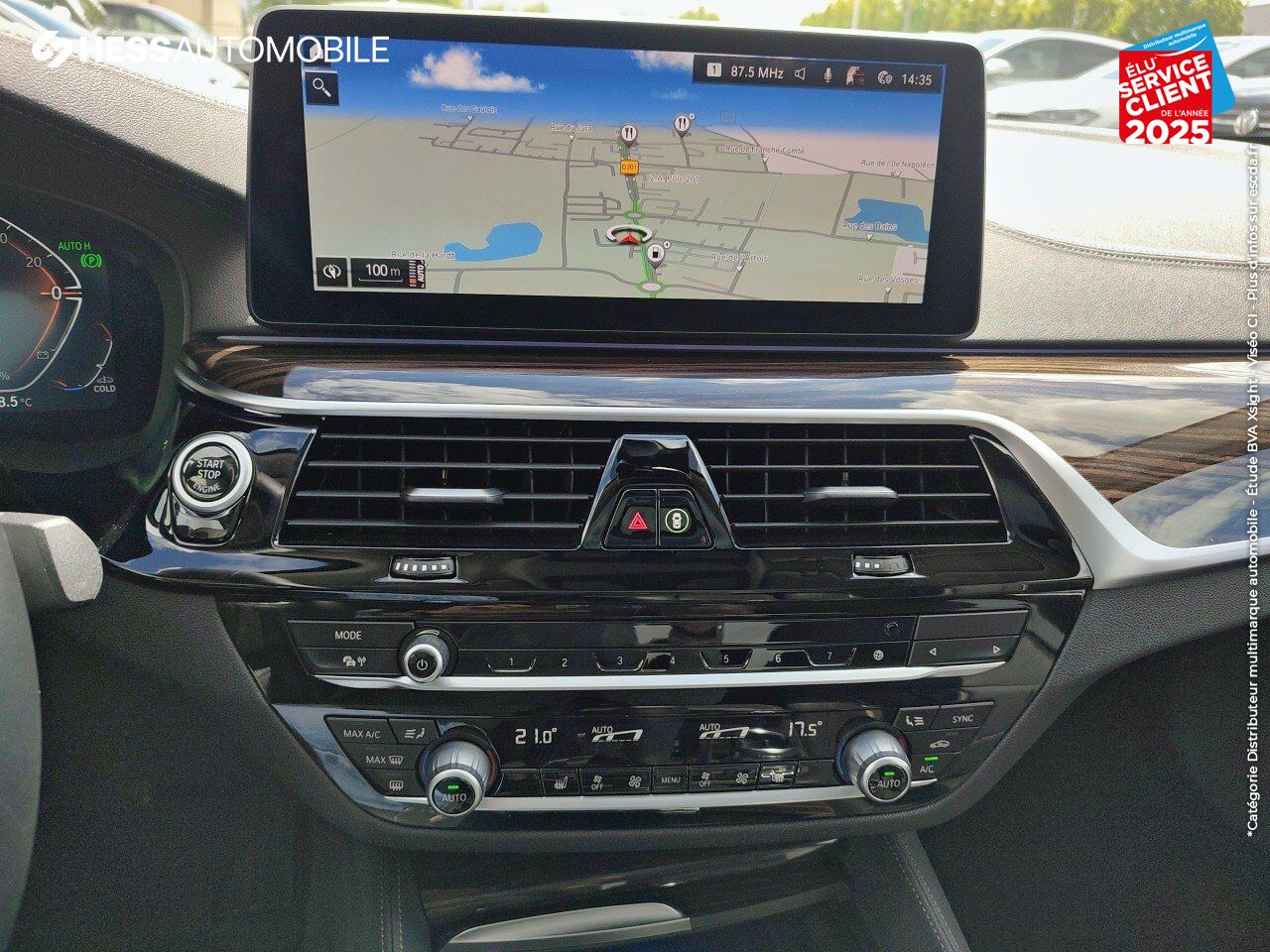 Véhicule d'occasion BMW SERIE 5 530DA XDRIVE 286CH LUXURY STEPTRONIC TOUVRANT SIEGES CHAUF/CUIR GPS CAMERA HUD chez BMW Pontarlier