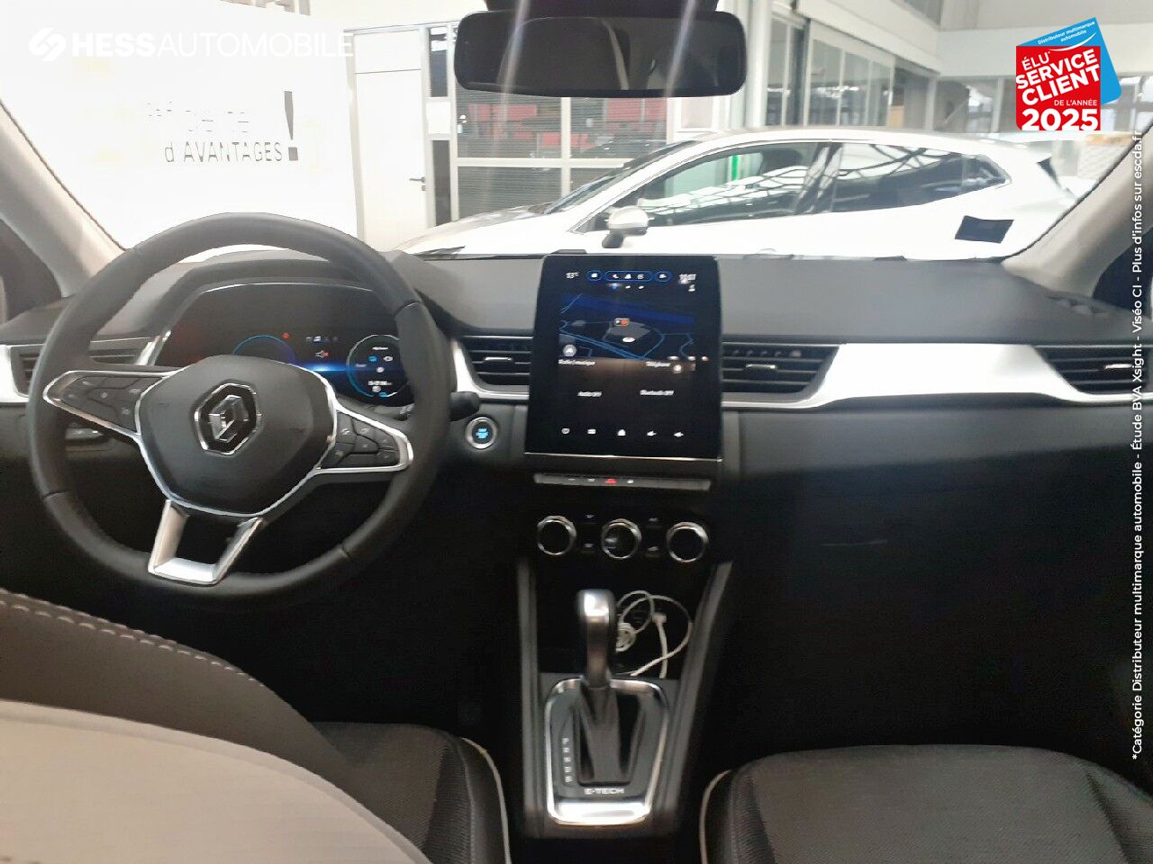 Véhicule d'occasion RENAULT CAPTUR 1.6 E-TECH HYBRIDE RECHARGEABLE 160CH TECHNO chez Renault Sélestat