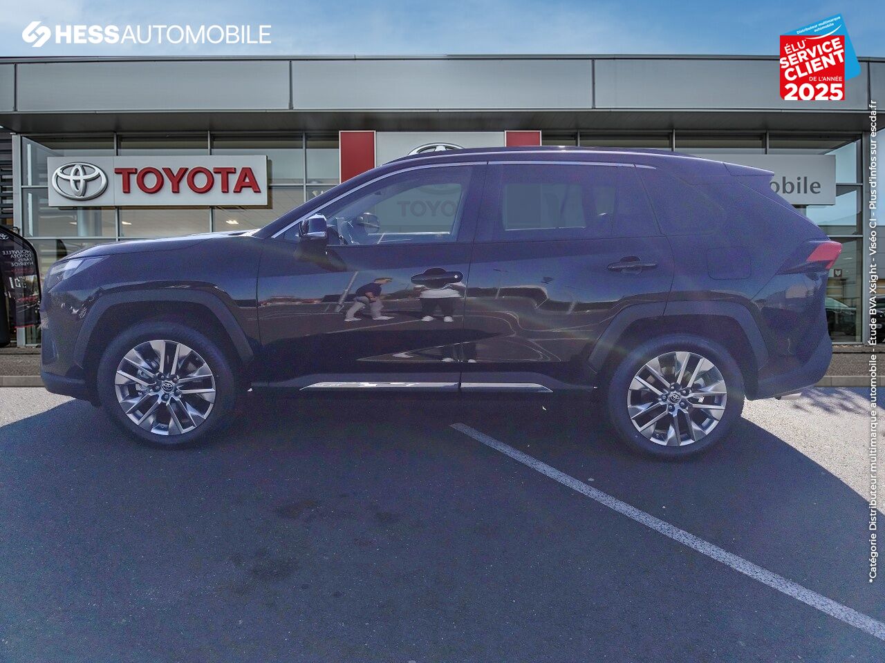 Véhicule neuf TOYOTA RAV4 2.5 HYBRIDE 218CH LOUNGE 2WD MY24 chez Toyota Forbach