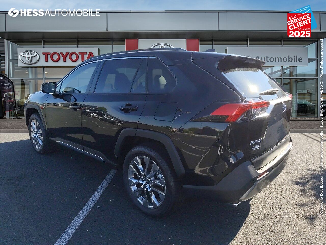 Véhicule neuf TOYOTA RAV4 2.5 HYBRIDE 218CH LOUNGE 2WD MY24 chez Toyota Forbach