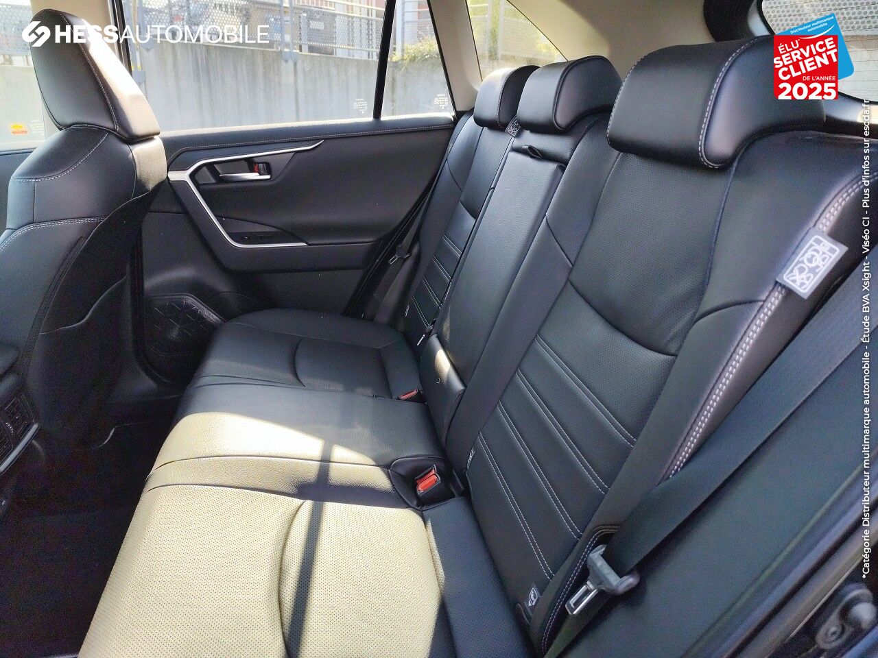 Véhicule neuf TOYOTA RAV4 2.5 HYBRIDE 218CH LOUNGE 2WD MY24 chez Toyota Forbach