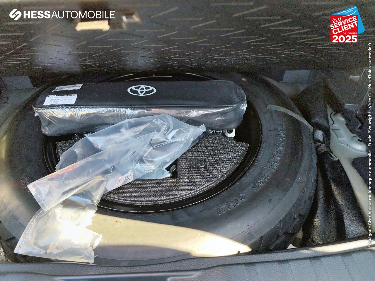 Véhicule neuf TOYOTA RAV4 2.5 HYBRIDE 218CH LOUNGE 2WD MY24 chez Toyota Forbach