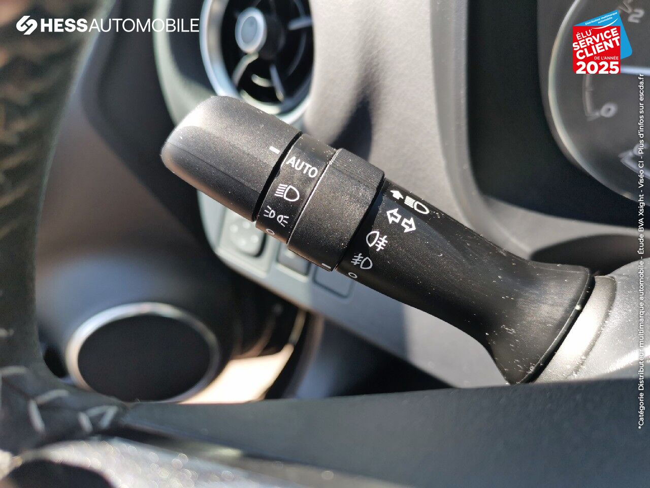 Véhicule d'occasion TOYOTA YARIS 70 VVT-I DESIGN Y20 5P MY19 chez Toyota Belfort