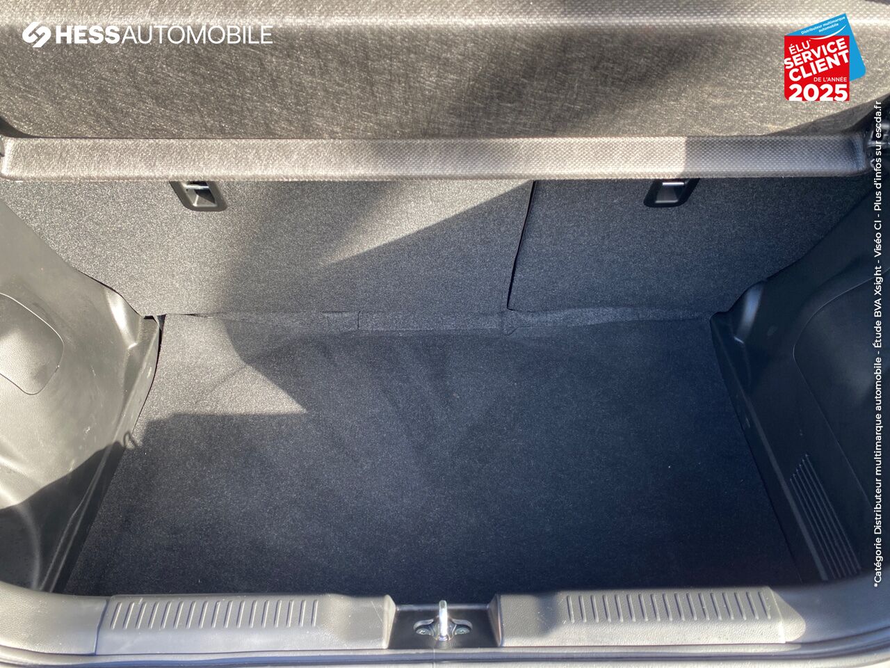 Véhicule d'occasion SUZUKI SWIFT 1.2 DUALJET HYBRID 83CH PRIVILEGE chez Suzuki Nancy
