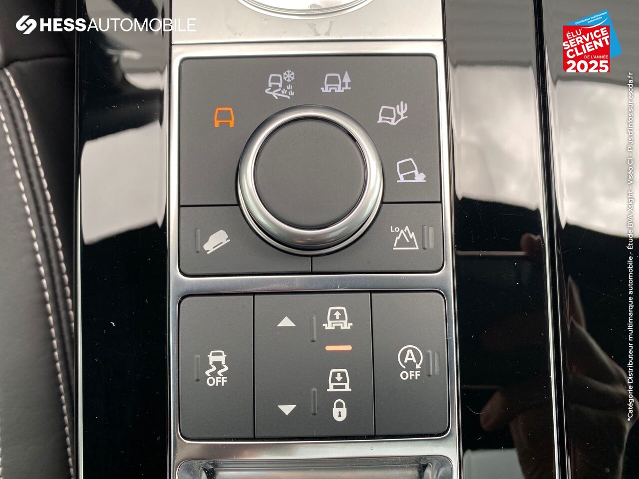 Véhicule d'occasion LAND-ROVER DISCOVERY 3.0 SD6 306CH HSE MARK III chez Land Rover Strasbourg