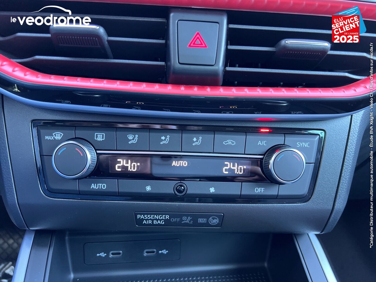 Véhicule d'occasion SEAT ARONA 1.0 TSI 110CH FR DSG7 CAMERA GPS chez Le Veodrome