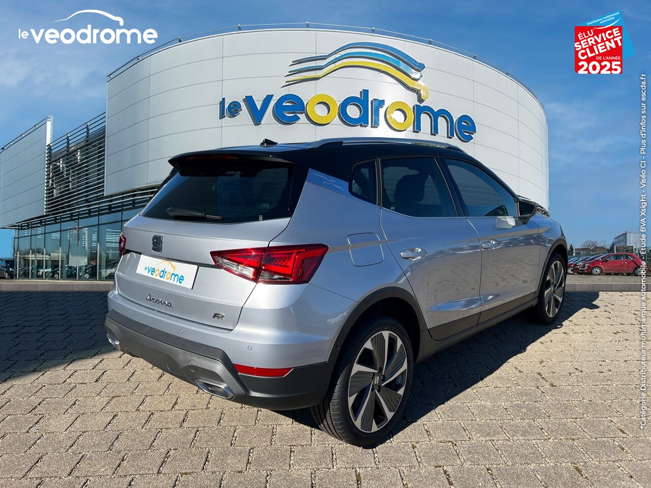 Véhicule d'occasion SEAT ARONA 1.0 TSI 110CH FR DSG7 CAMERA GPS chez Le Veodrome