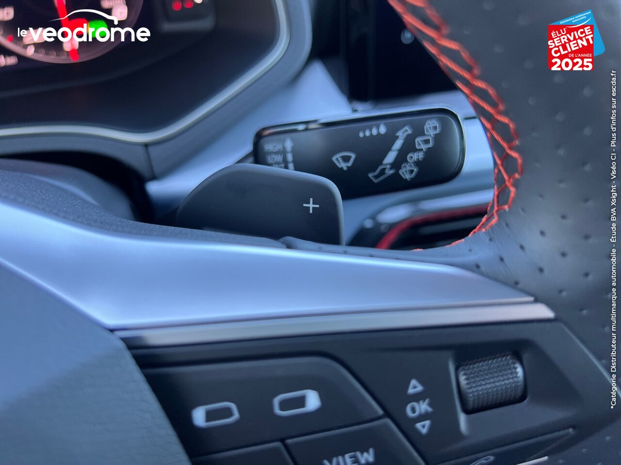 Véhicule d'occasion SEAT ARONA 1.0 TSI 110CH FR DSG7 CAMERA GPS chez Le Veodrome
