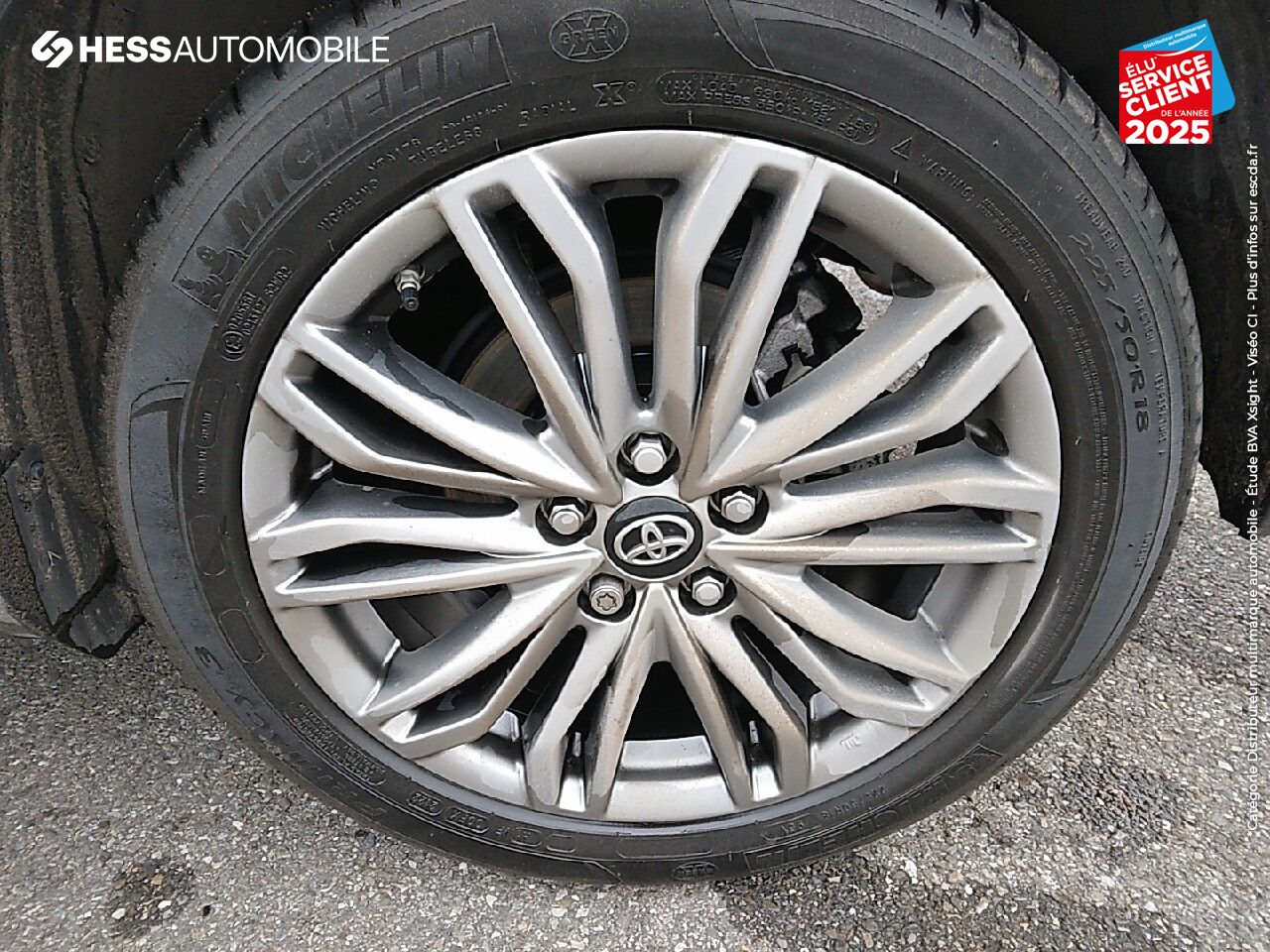 Véhicule d'occasion TOYOTA C-HR 184H DISTINCTIVE 2WD E-CVT MY22 chez Toyota Sarreguemines