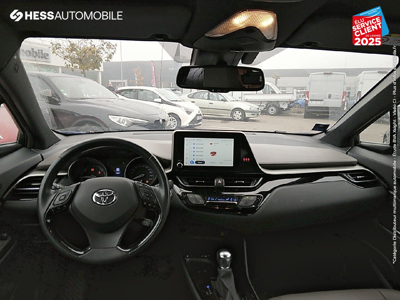 Véhicule d'occasion TOYOTA C-HR 184H DISTINCTIVE 2WD E-CVT MY22 chez Toyota Sarreguemines