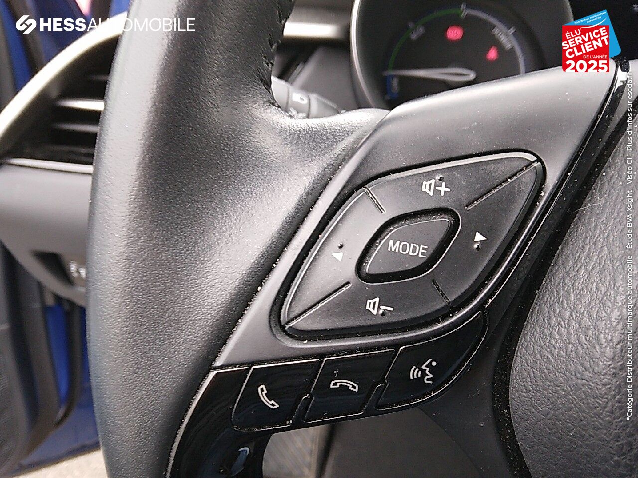 Véhicule d'occasion TOYOTA C-HR 184H DISTINCTIVE 2WD E-CVT MY22 chez Toyota Sarreguemines