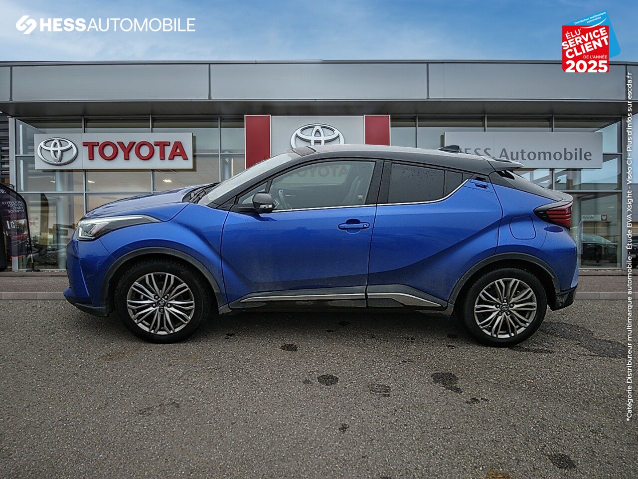 Véhicule d'occasion TOYOTA C-HR 184H DISTINCTIVE 2WD E-CVT MY22 chez Toyota Sarreguemines