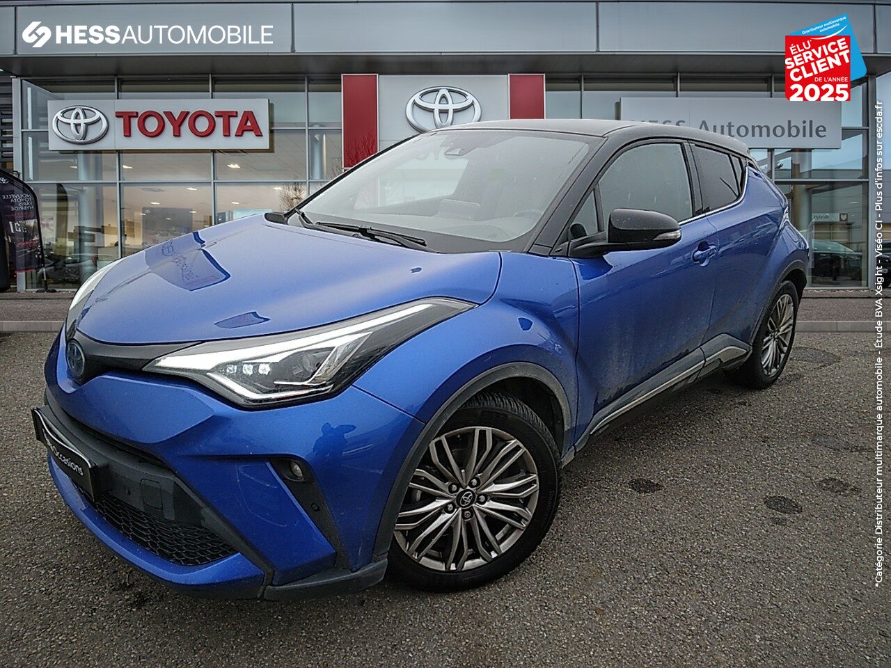 Véhicule d'occasion TOYOTA C-HR 184H DISTINCTIVE 2WD E-CVT MY22 chez Toyota Sarreguemines