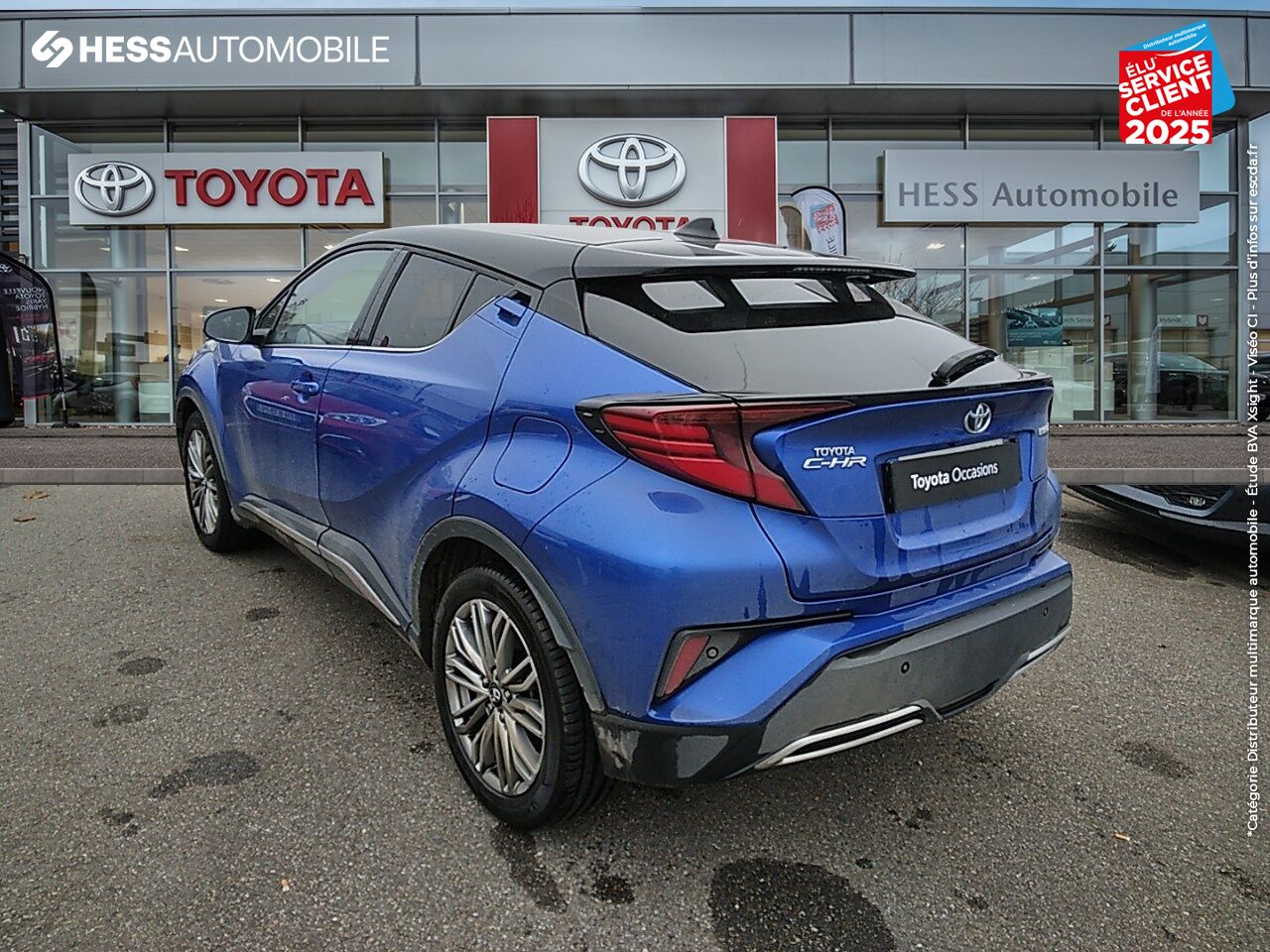 Véhicule d'occasion TOYOTA C-HR 184H DISTINCTIVE 2WD E-CVT MY22 chez Toyota Sarreguemines