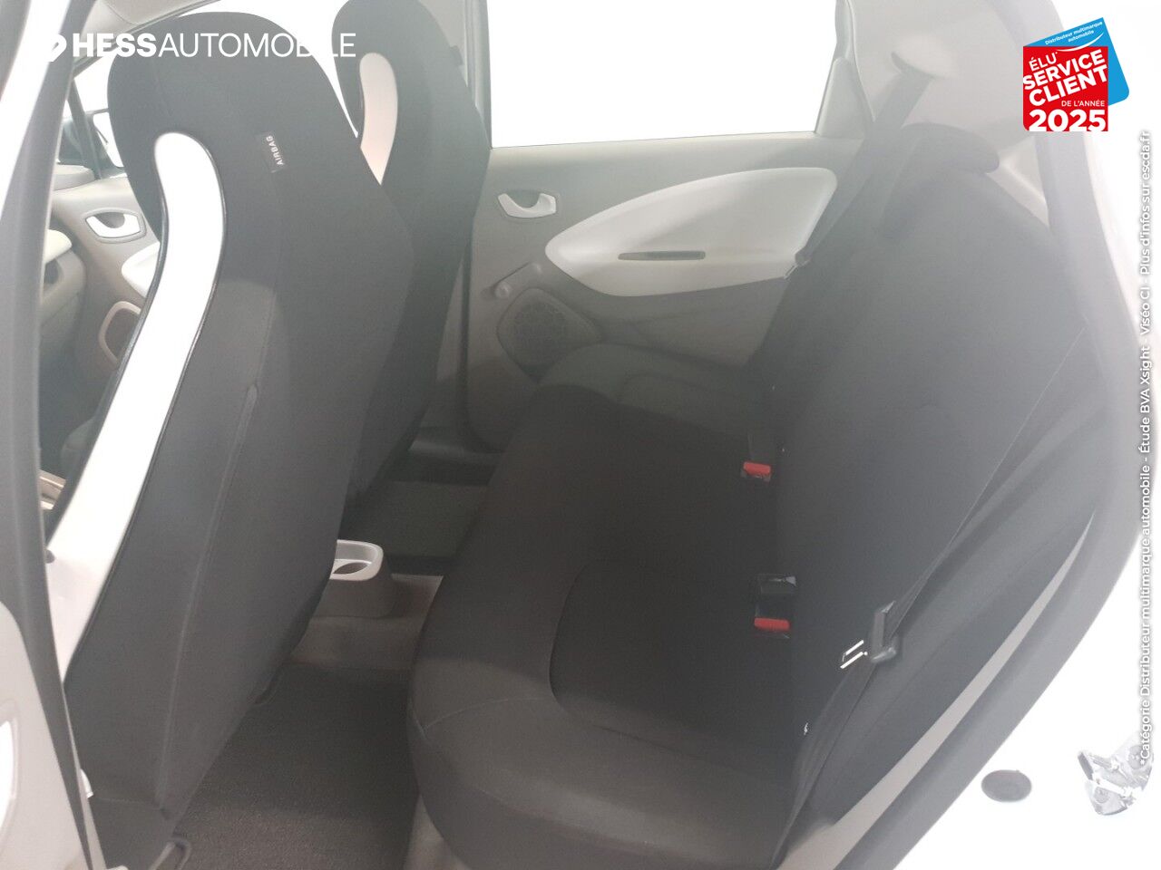 Véhicule d'occasion RENAULT ZOE LIFE CHARGE NORMALE R90 MY19 chez Renault Saint-Louis