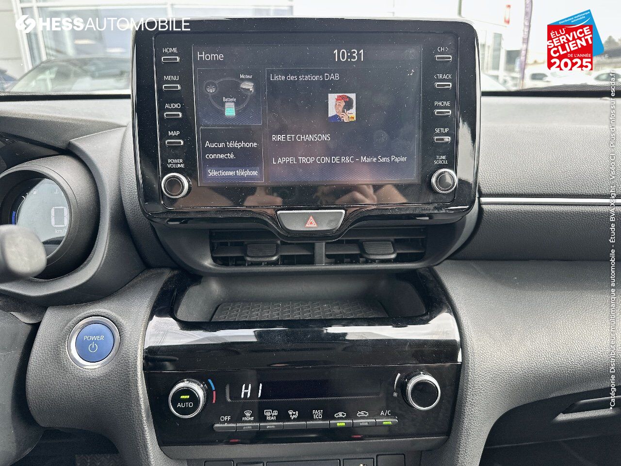 Véhicule d'occasion TOYOTA YARIS CROSS 116H DYNAMIC MY22 CAMERA chez Toyota Belfort