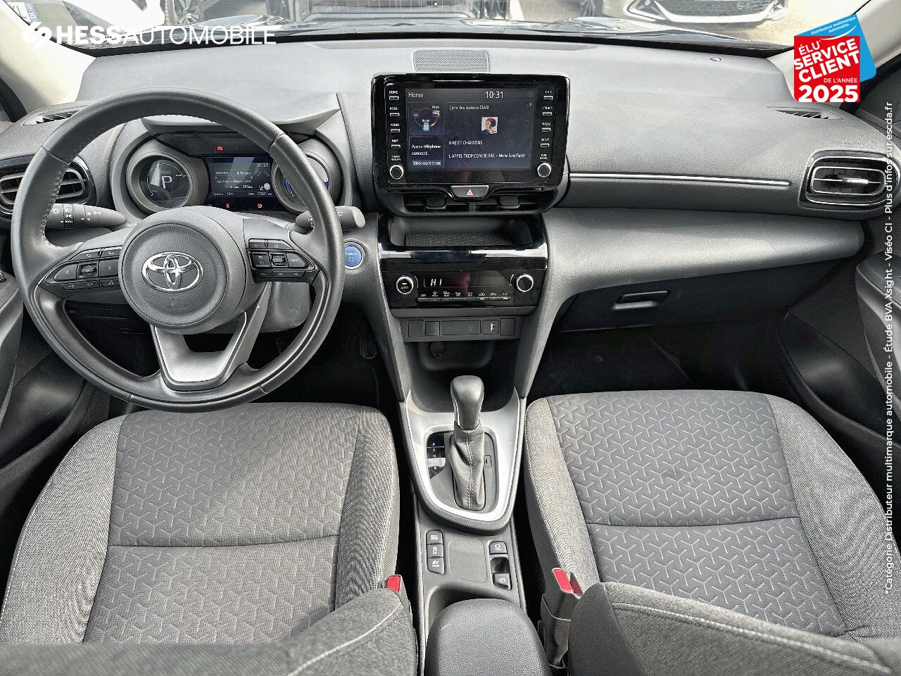 Véhicule d'occasion TOYOTA YARIS CROSS 116H DYNAMIC MY22 CAMERA chez Toyota Belfort