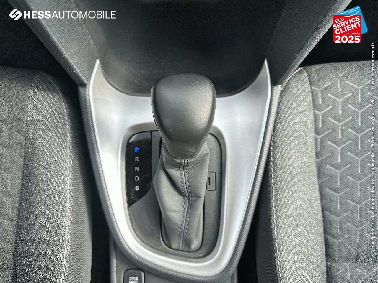 Véhicule d'occasion TOYOTA YARIS CROSS 116H DYNAMIC MY22 CAMERA chez Toyota Belfort