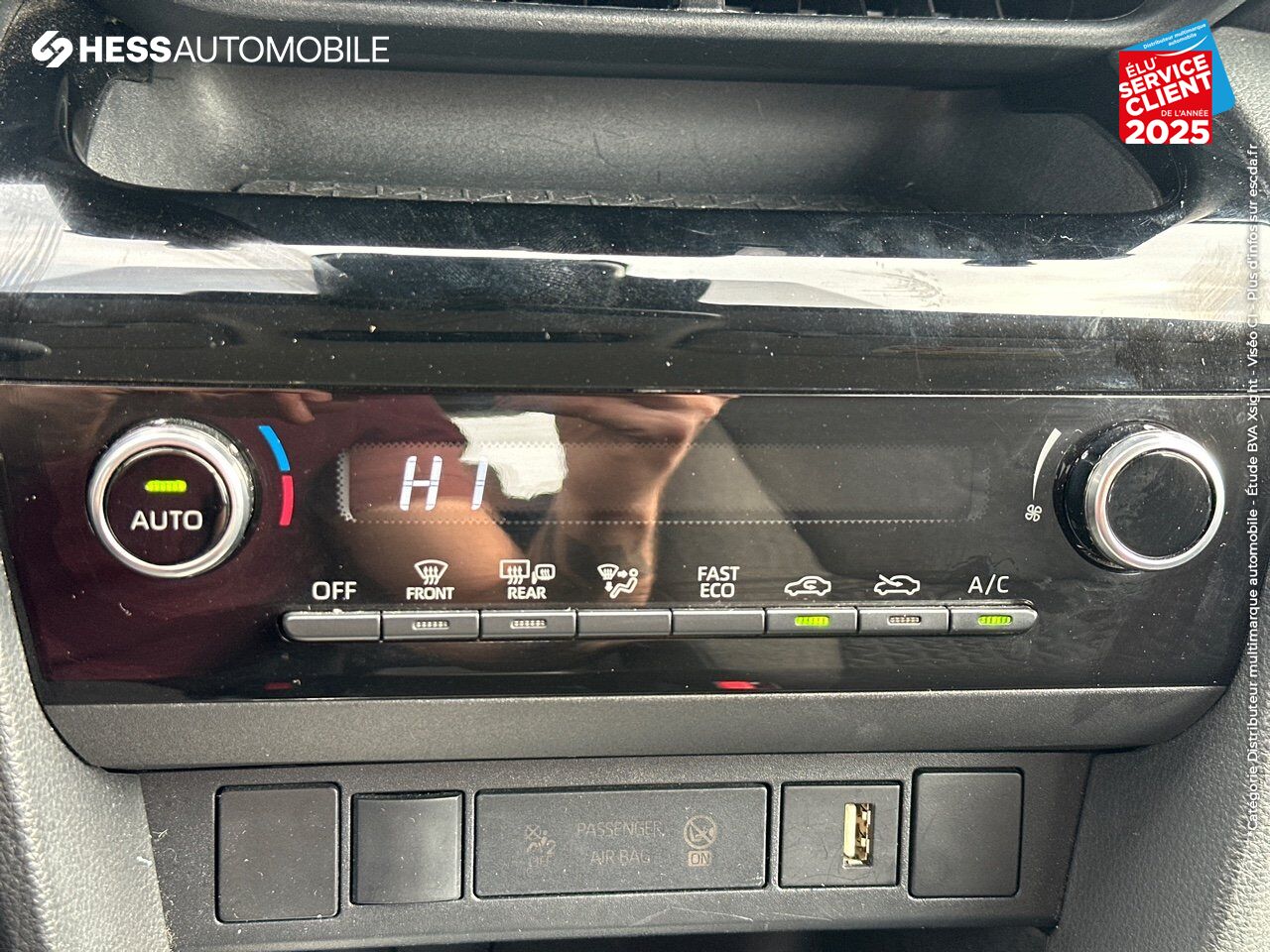 Véhicule d'occasion TOYOTA YARIS CROSS 116H DYNAMIC MY22 CAMERA chez Toyota Belfort