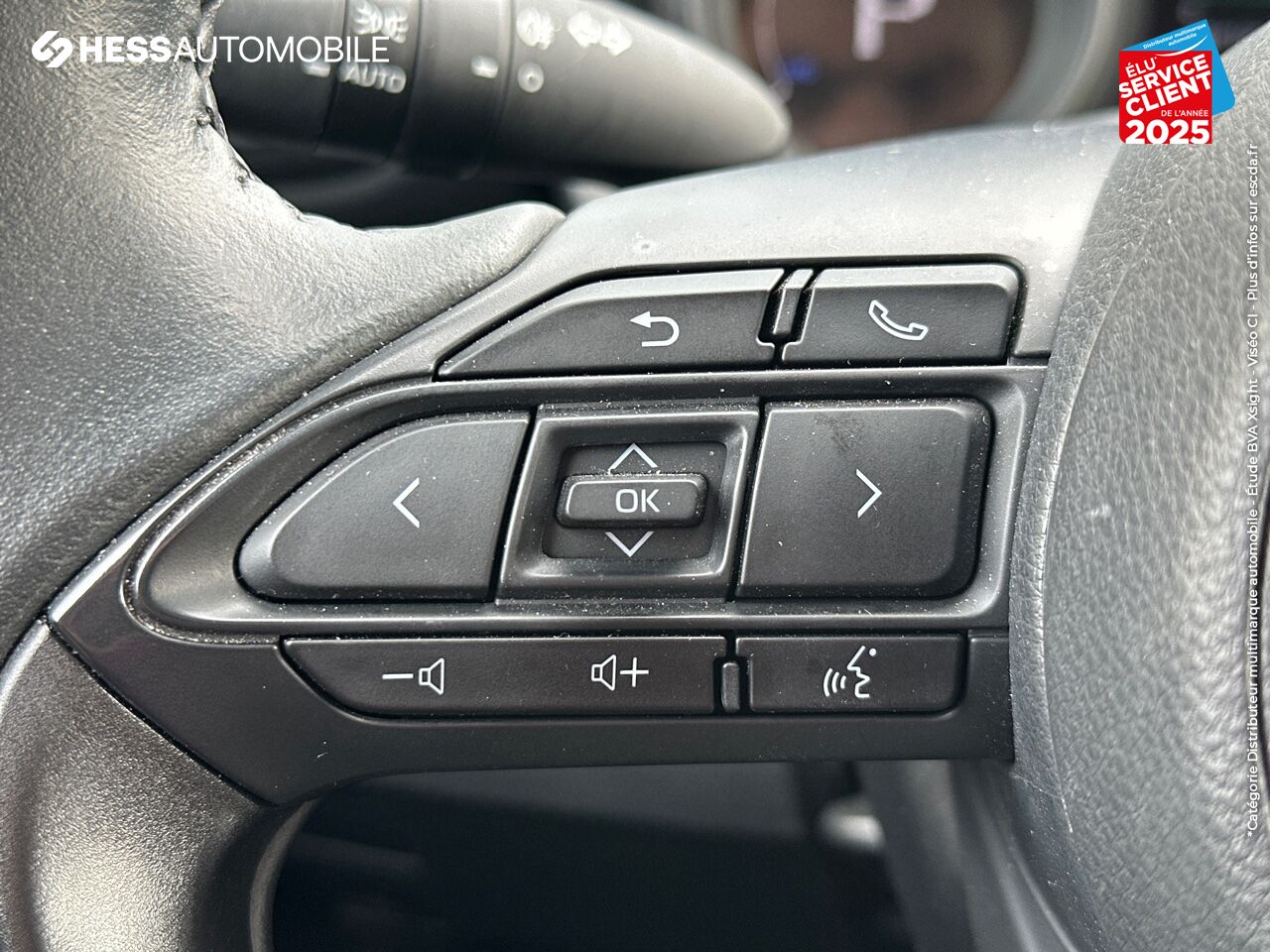 Véhicule d'occasion TOYOTA YARIS CROSS 116H DYNAMIC MY22 CAMERA chez Toyota Belfort