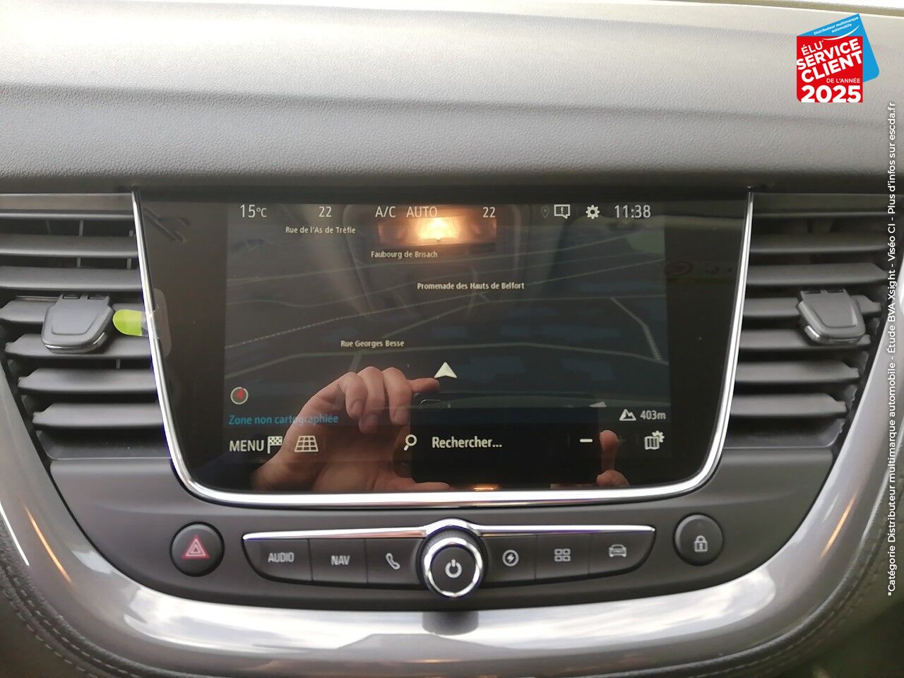 Véhicule d'occasion OPEL GRANDLAND X HYBRID4 300CH ULTIMATE GPS CAMERA RADAR AV/AR SIEGES CHAUF LED chez Opel Belfort