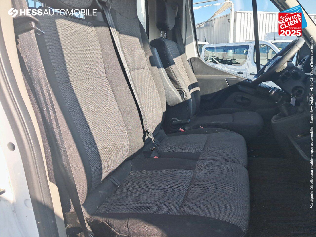 Véhicule d'occasion RENAULT MASTER BENNE RJ3500 L2 PORTE A FAUX COURT 2.3 BLUE DCI 130CH EUROVI chez Renault Sélestat