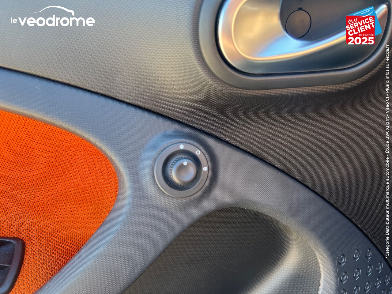 Véhicule d'occasion SMART FORFOUR 90CH PASSION TWINAMIC chez Le Veodrome
