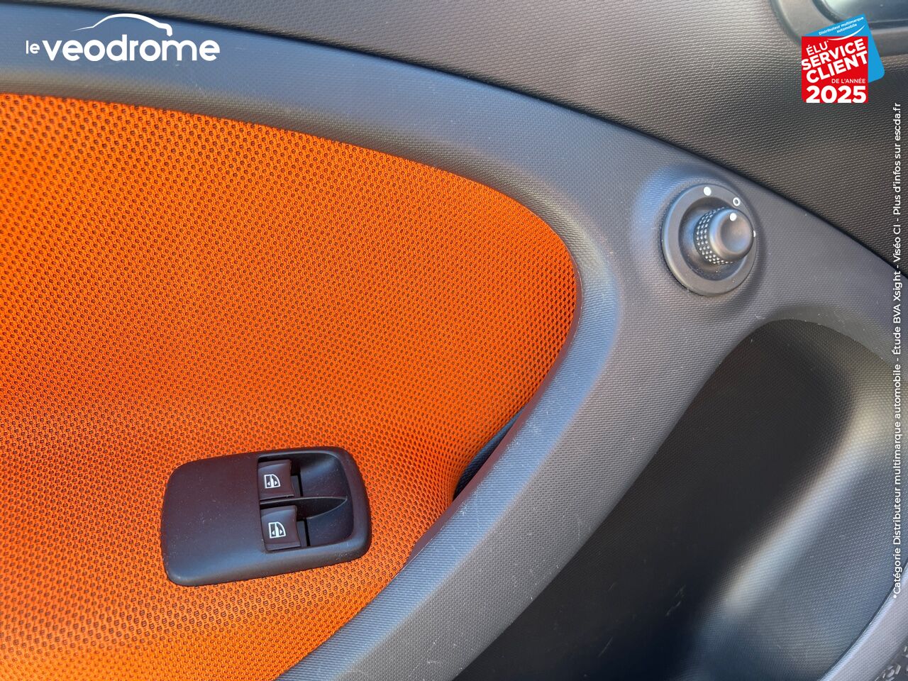 Véhicule d'occasion SMART FORFOUR 90CH PASSION TWINAMIC chez Le Veodrome