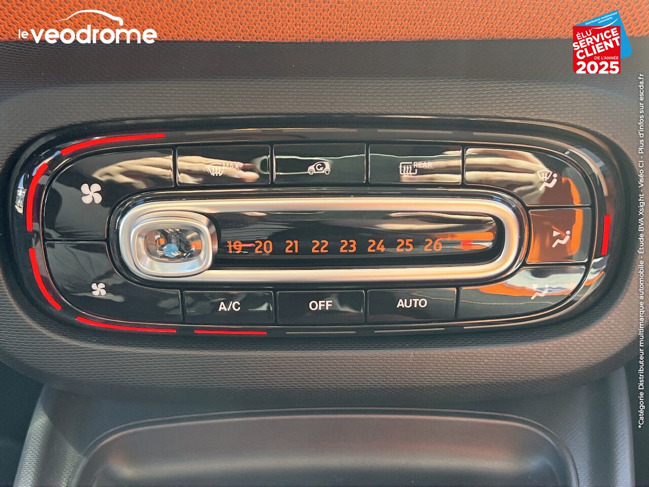 Véhicule d'occasion SMART FORFOUR 90CH PASSION TWINAMIC chez Le Veodrome