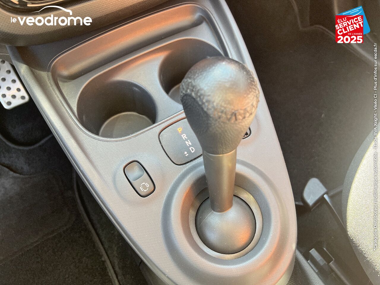 Véhicule d'occasion SMART FORFOUR 90CH PASSION TWINAMIC chez Le Veodrome