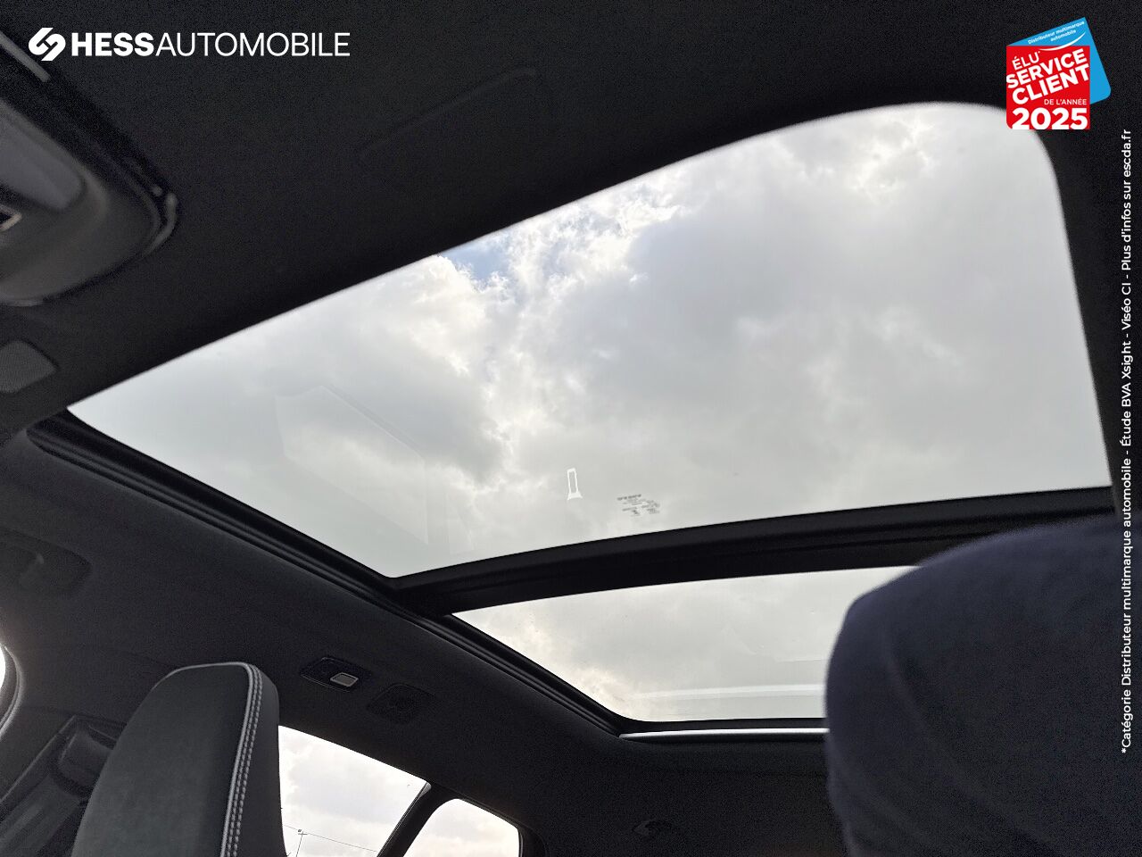 Véhicule neuf VOLVO XC40 B4 197CH ULTRA DCT 7 chez Volvo Reims