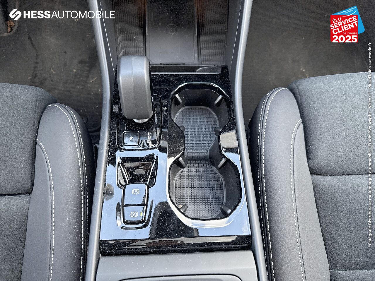 Véhicule neuf VOLVO XC40 B4 197CH ULTRA DCT 7 chez Volvo Reims