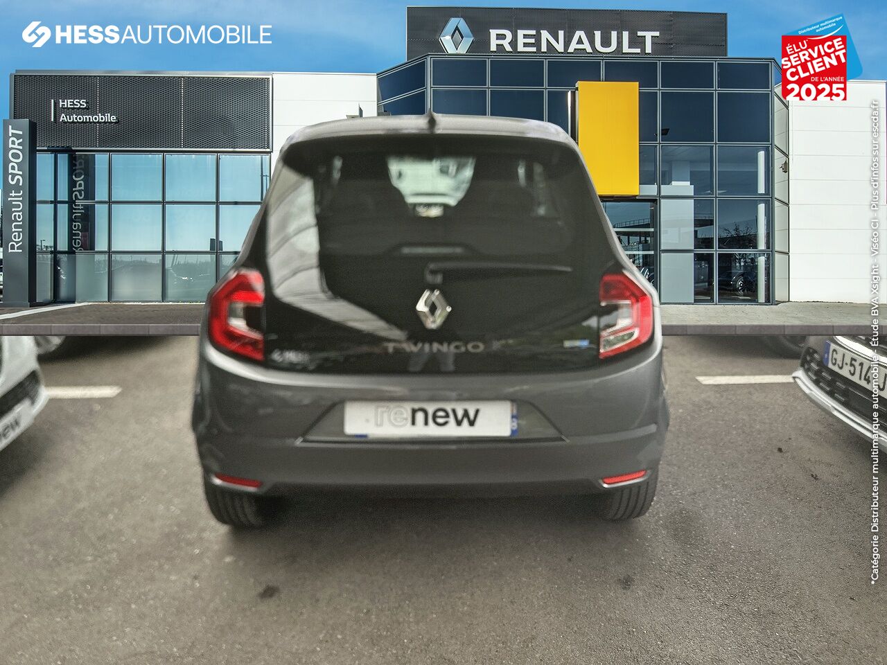 Véhicule d'occasion RENAULT TWINGO E-TECH ELECTRIC ZEN R80 ACHAT INTEGRAL - 21MY chez Renault Strasbourg