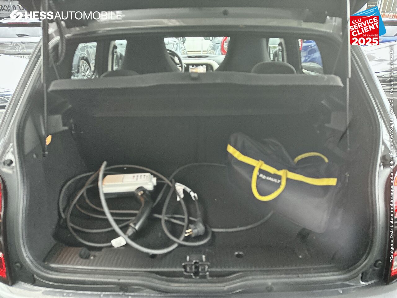 Véhicule d'occasion RENAULT TWINGO E-TECH ELECTRIC ZEN R80 ACHAT INTEGRAL - 21MY chez Renault Strasbourg